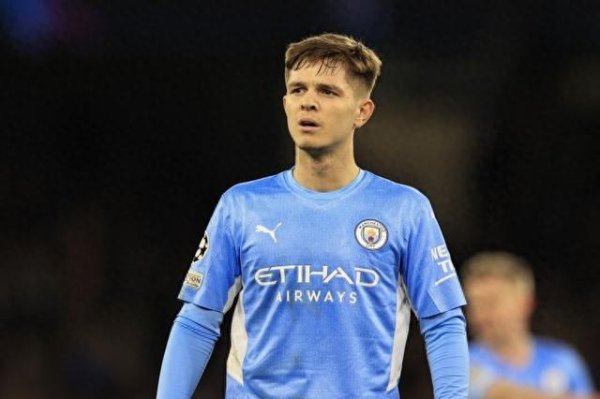 Sky: McCarty sẽ đến thăm Frankfurt nhưng hai bên đã không đạt được thỏa thuận, Dortmund Forest Cryst